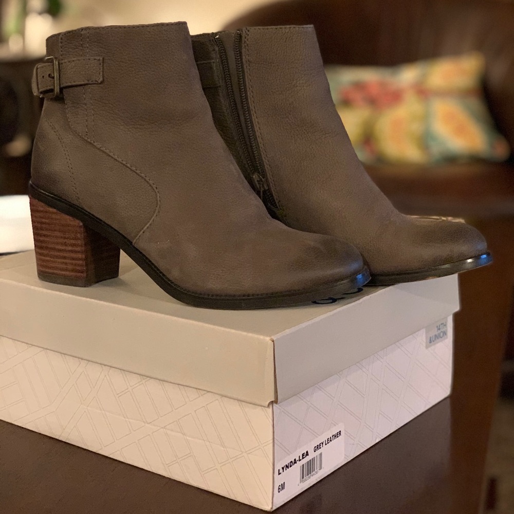 Ankle boots
